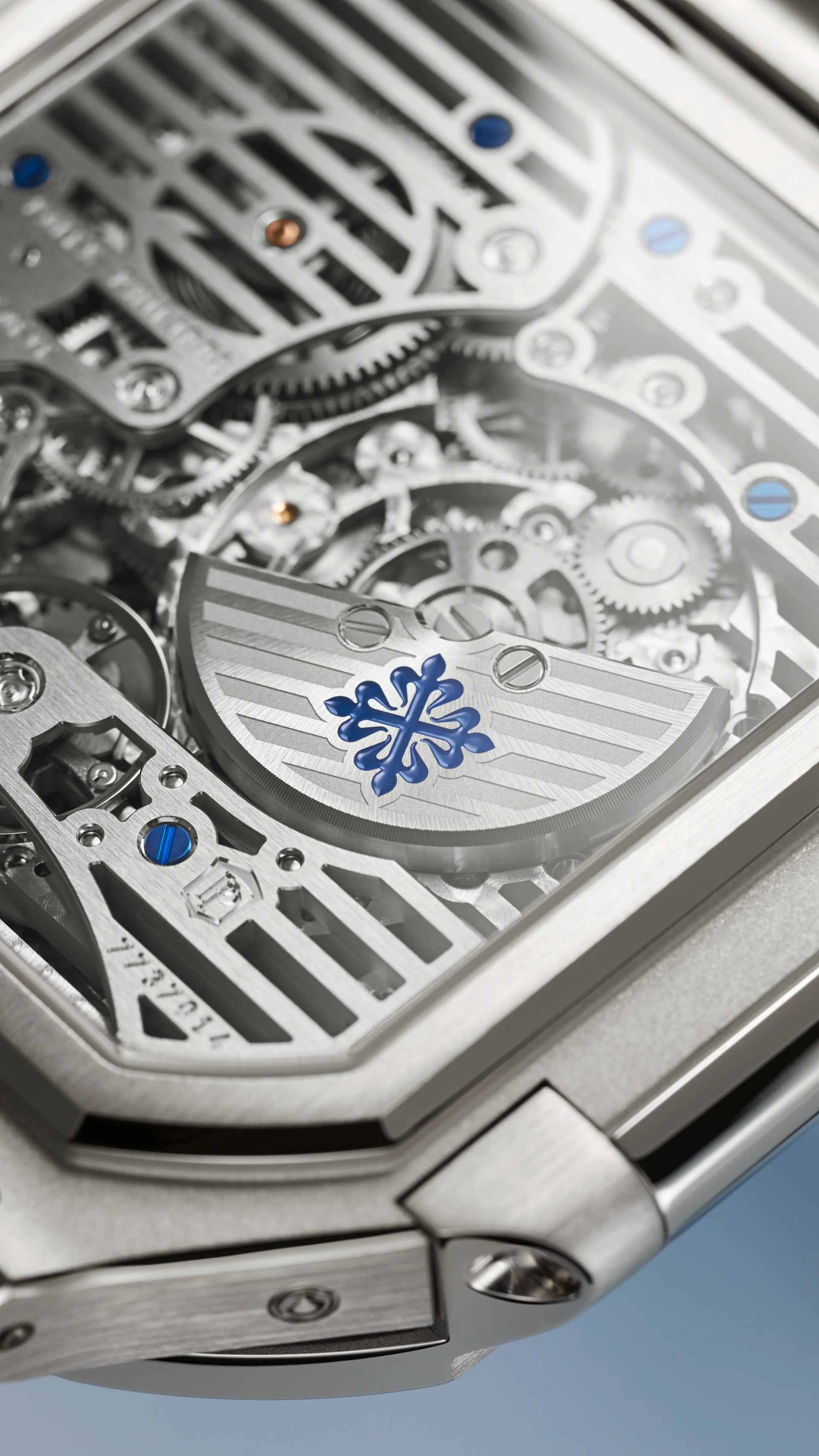 PP_5840P_001_DET_MOVEMENT_03