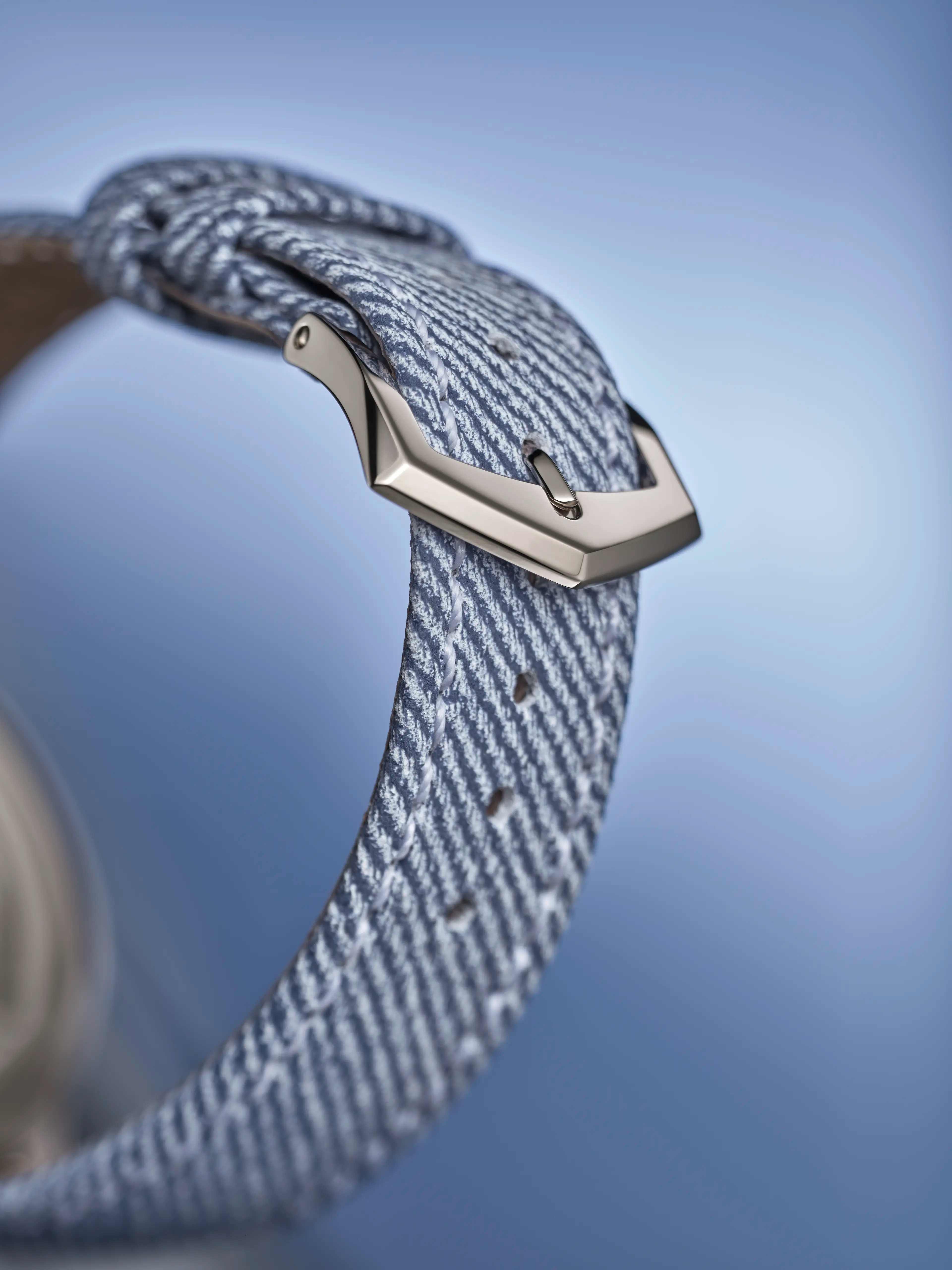 PP_4946G_001_DET_BRACELET_01