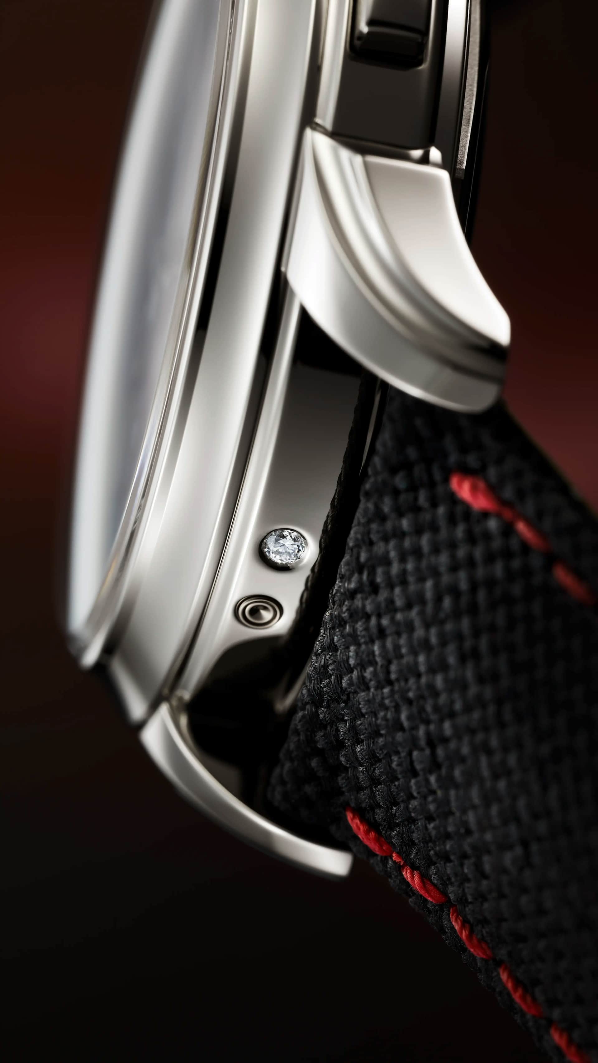 PP_5270P_017_DET_BRACELET_CASE_01