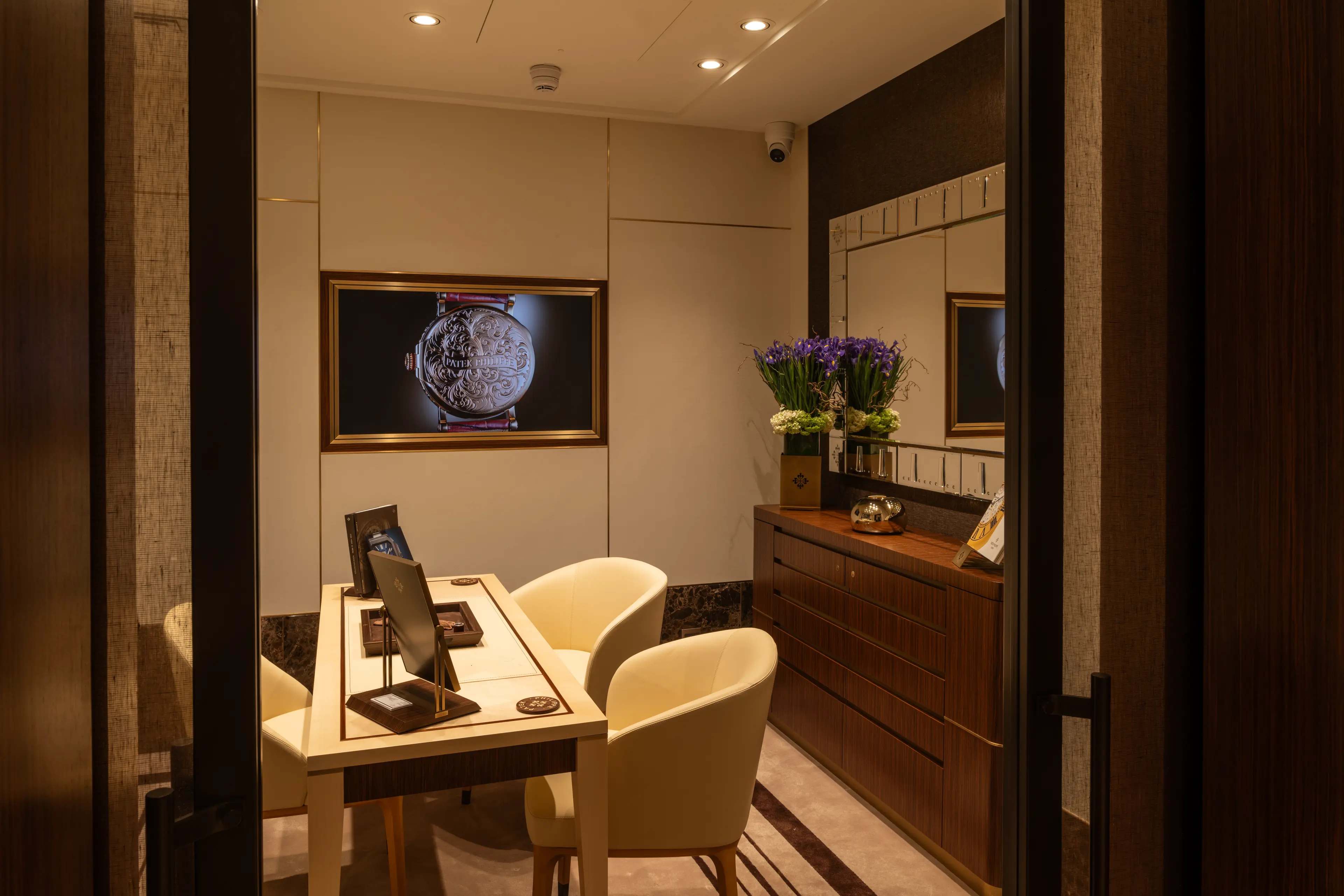 PP_POS_United_Kingdom_Birmingham_J.J_Rudell_interior_5