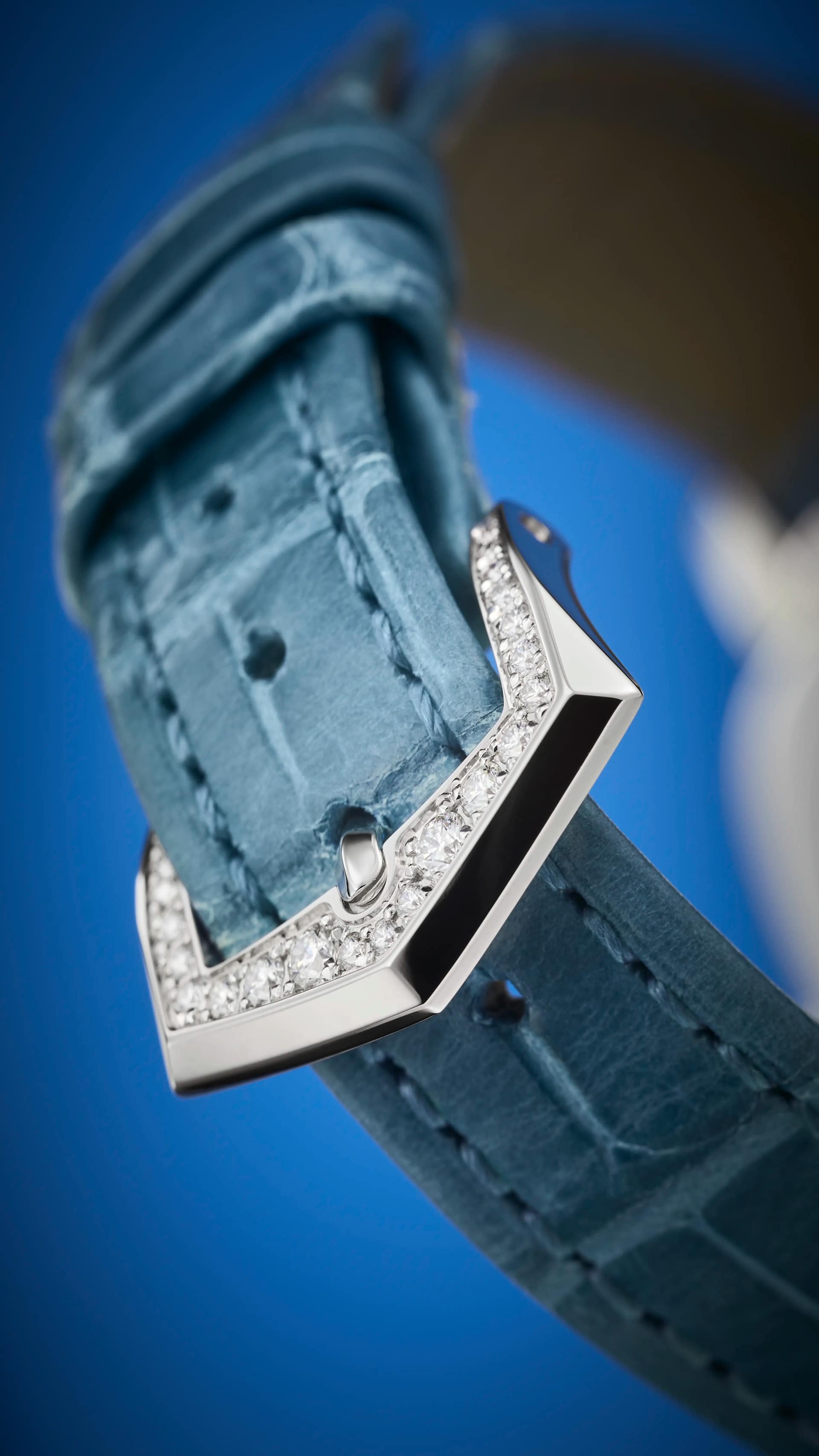 PP_7043_250G_001_DET_BRACELET_01