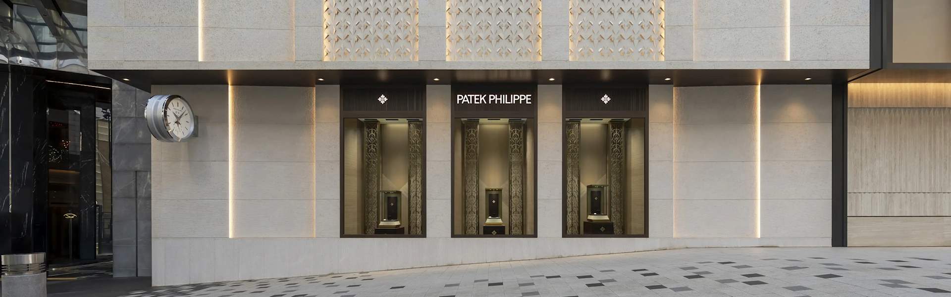 PP_POS_Malaysia_Kuala_Lumpur_Patek_Philippe_Boutique_Starhill_By_Cortina_Watch_exterior