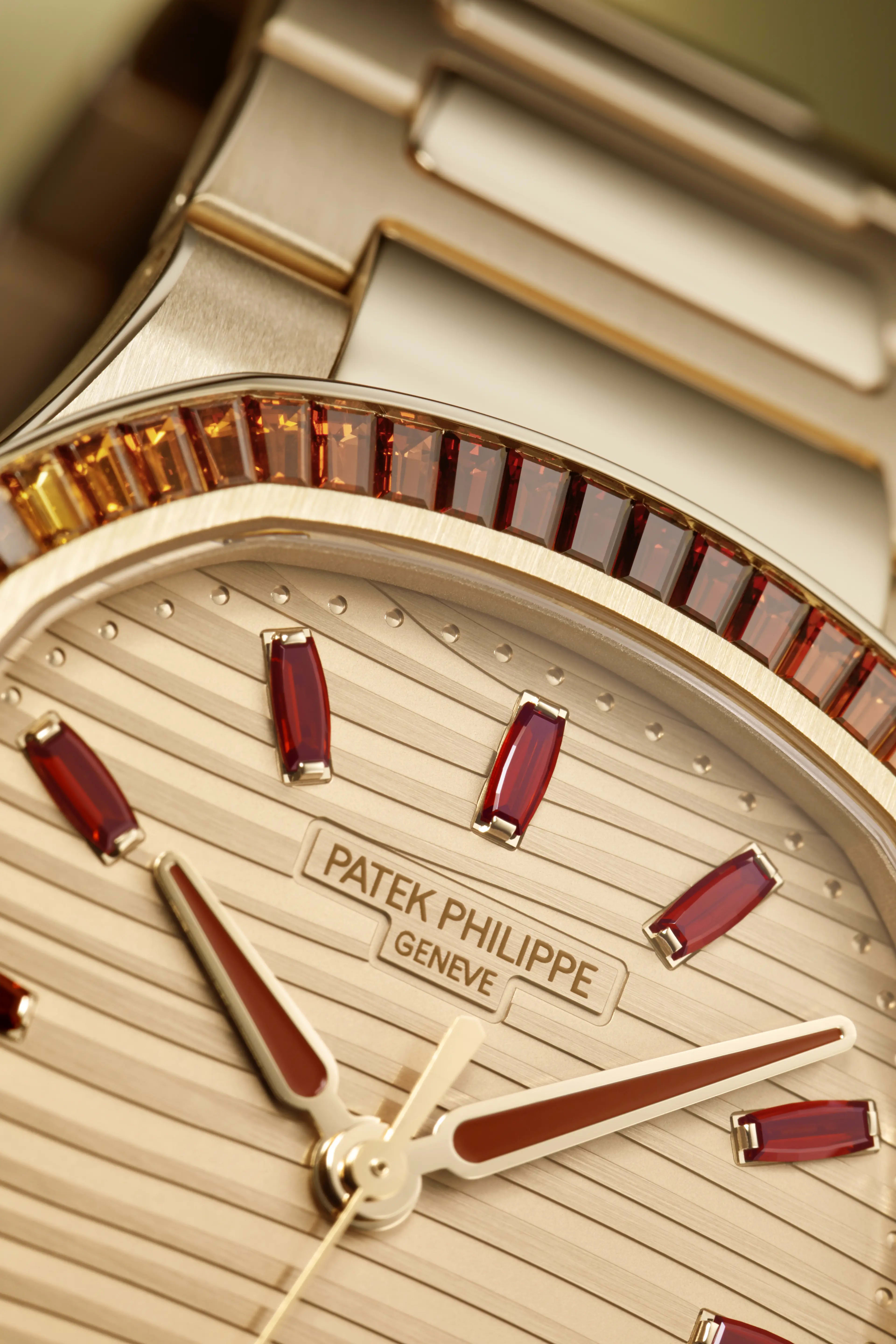 PP_7118_1300R_001_DET_DIAL_21